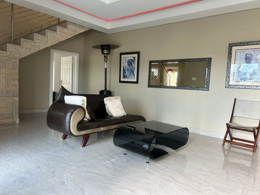 5 Bedroom Property for Sale in Nahoon Valley Park Eastern Cape